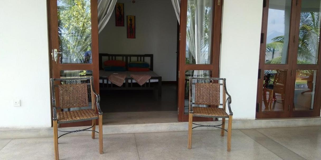 Negombo Holiday Home Екстер'єр фото
