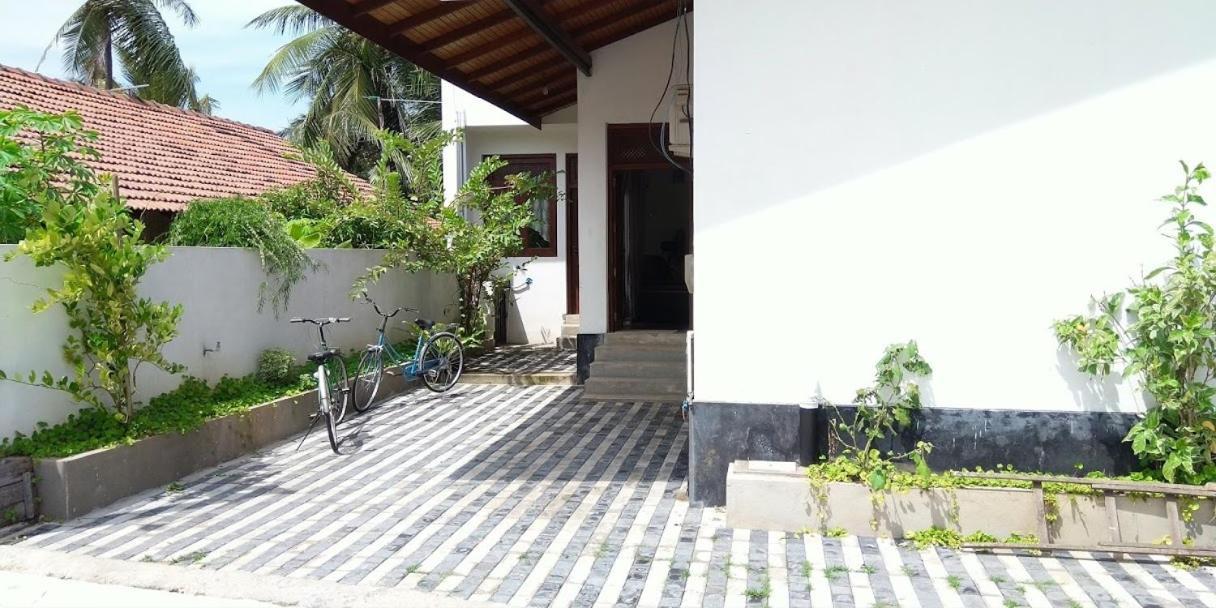 Negombo Holiday Home Екстер'єр фото