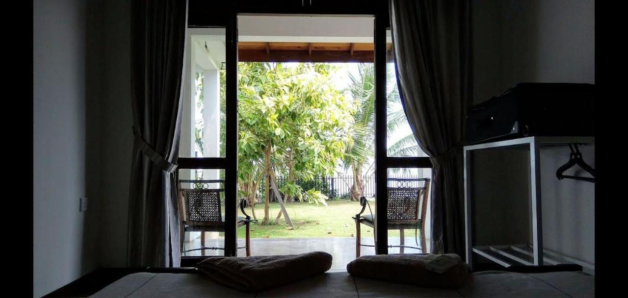 Negombo Holiday Home Екстер'єр фото