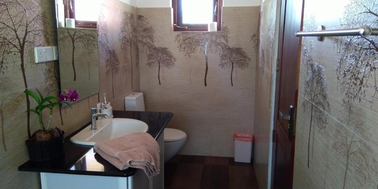 Negombo Holiday Home Екстер'єр фото